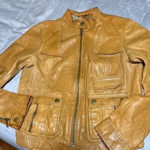 Vintage Banana Republic lambskin Camel color leather jacket